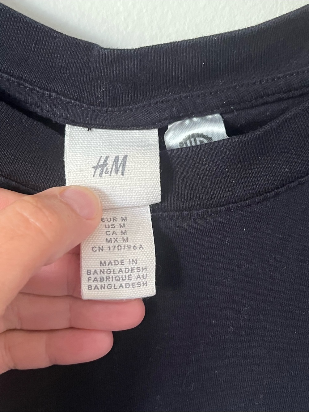 H&M Friends Crewneck Cotton Tee- Medium - Picture 3 of 5